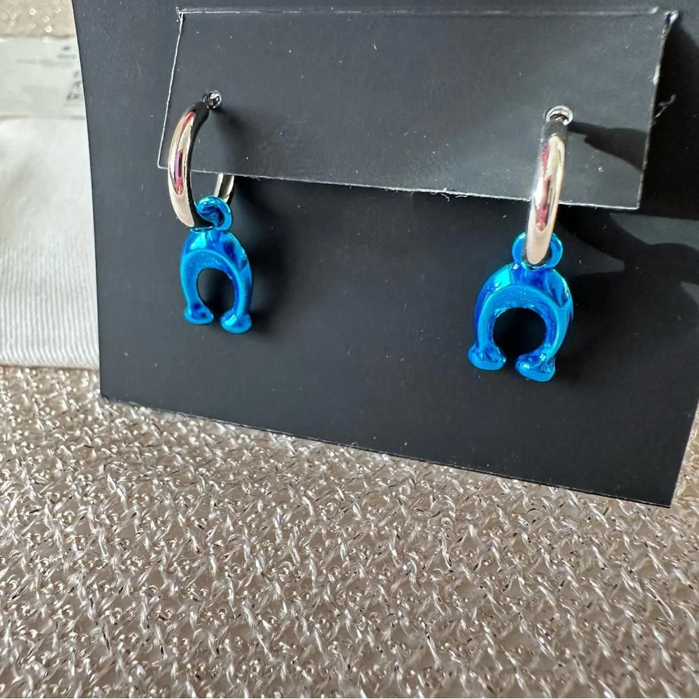 Coach Hanging C Huggie blue and silver earrings new with tag and pouch